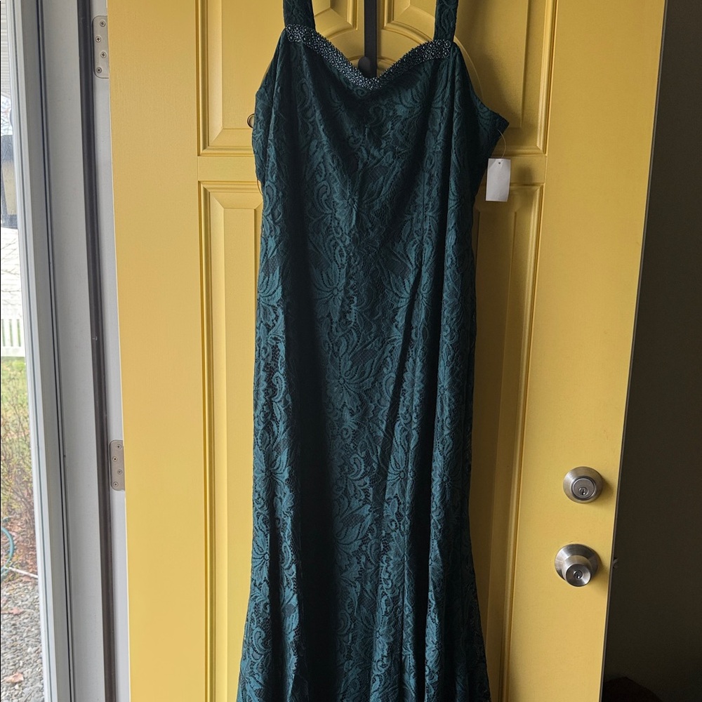 Sleeveless Gown with lace jacket Dark Green Lace…Pearls.. Wedding  Size 18W NWT